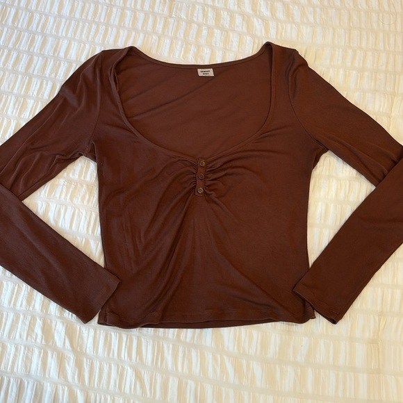 Aritzia Sunday Best Hank Longsleeve - Brown Size L - Picture 2 of 4